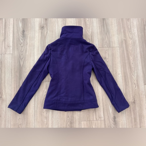Le Chateau Purple Trench Coat - Picture 3 of 6